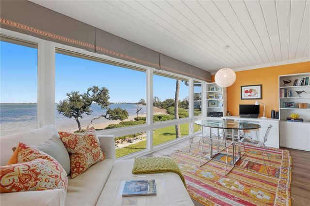 600 MANATEE AVENUE 210, Holmes Beach, FL 34217