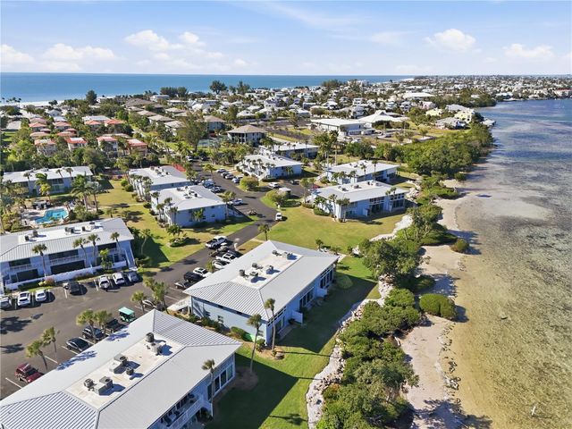 600 MANATEE AVENUE 210, Holmes Beach, FL 34217