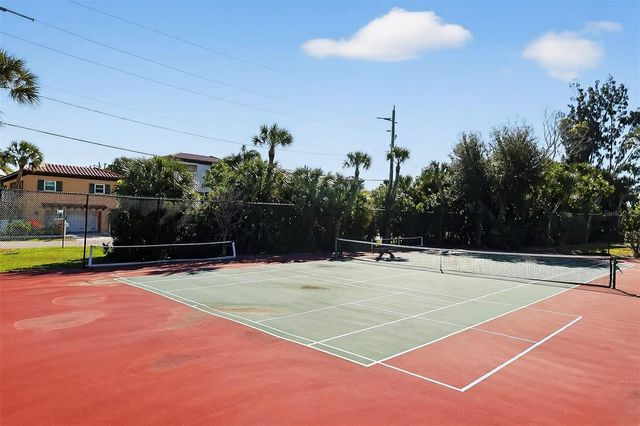 600 MANATEE AVENUE 210, Holmes Beach, FL 34217