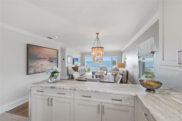 600 MANATEE AVENUE 210, Holmes Beach, FL 34217