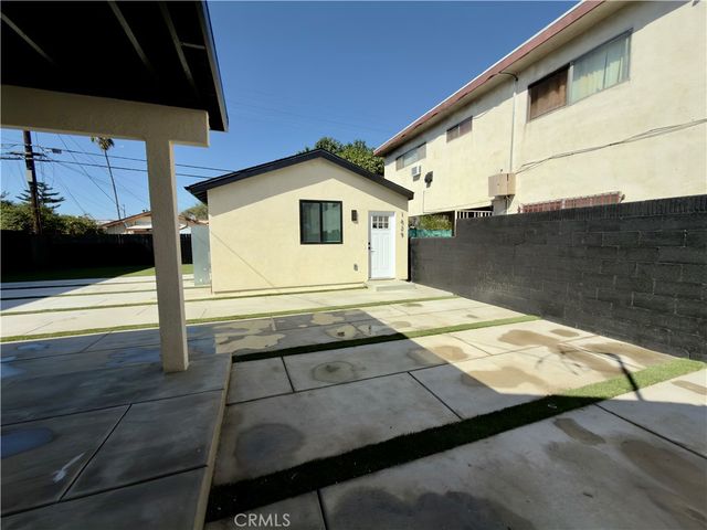 1629 W 80th St, Los Angeles, CA 90047