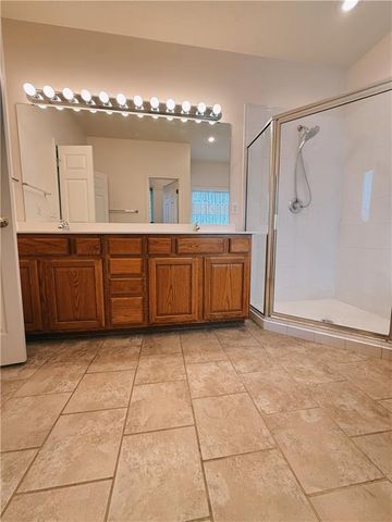 521 S Minter Road, Grain Valley, MO 64029