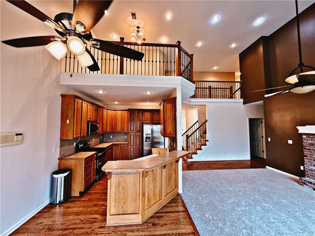521 S Minter Road, Grain Valley, MO 64029