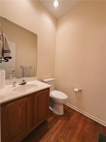 521 S Minter Road, Grain Valley, MO 64029
