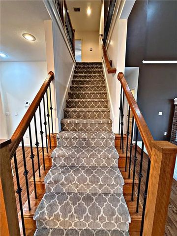 521 S Minter Road, Grain Valley, MO 64029