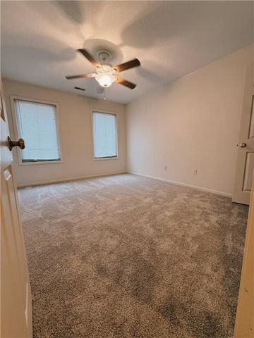 521 S Minter Road, Grain Valley, MO 64029