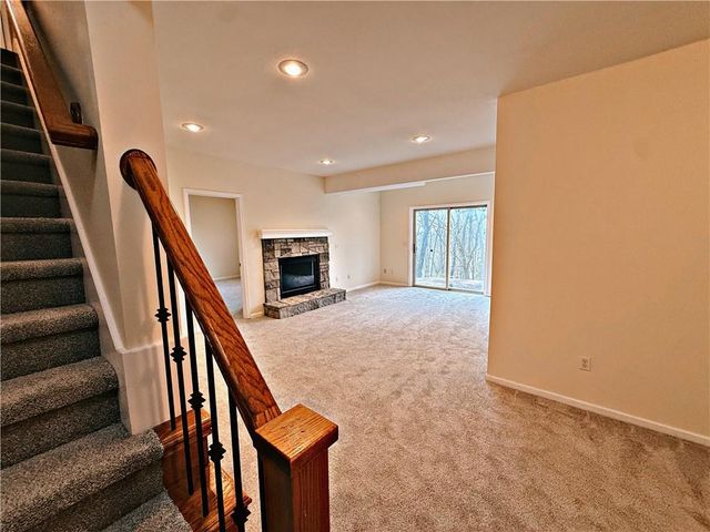 521 S Minter Road, Grain Valley, MO 64029