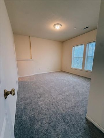 521 S Minter Road, Grain Valley, MO 64029
