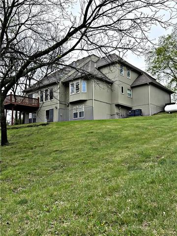 521 S Minter Road, Grain Valley, MO 64029