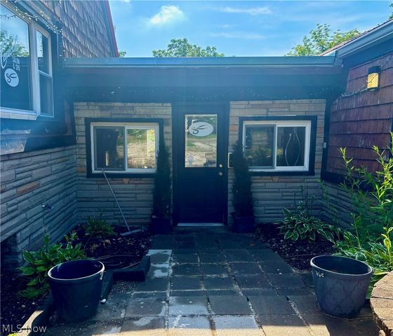 565 S Meridian Road, Youngstown, OH 44509