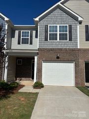 13931 Castle Nook Drive, Charlotte, NC 28273