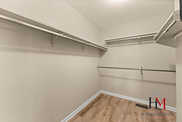 9241 Windsor Parkway, Tinley Park, IL 60487