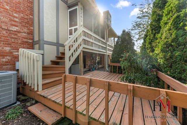 9241 Windsor Parkway, Tinley Park, IL 60487