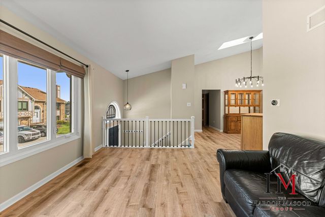 9241 Windsor Parkway, Tinley Park, IL 60487