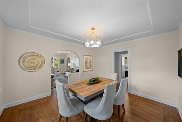 1677 Mariposa Avenue, Palo Alto, CA 94306