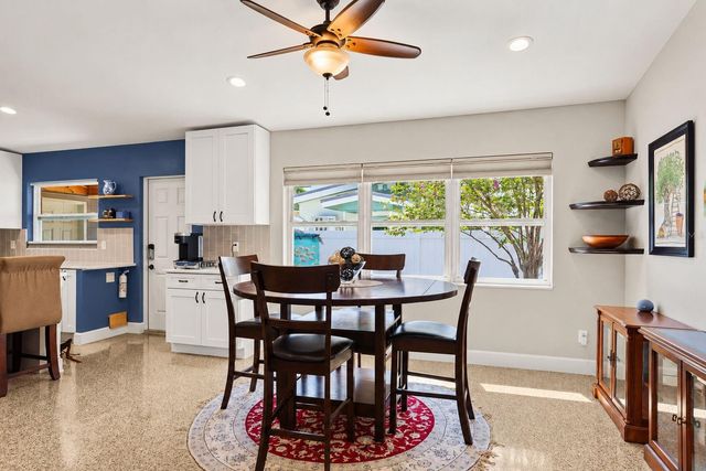 4223 NARVAREZ WAY S, St Petersburg, FL 33712