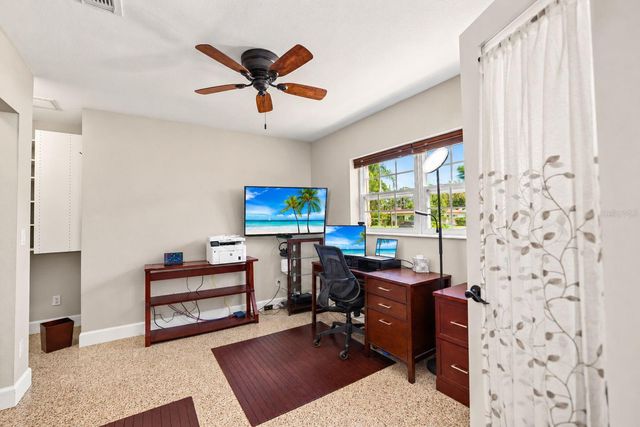 4223 NARVAREZ WAY S, St Petersburg, FL 33712