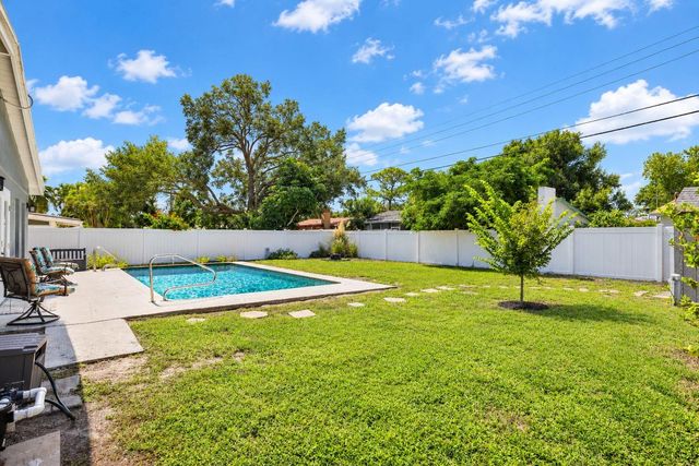 4223 NARVAREZ WAY S, St Petersburg, FL 33712