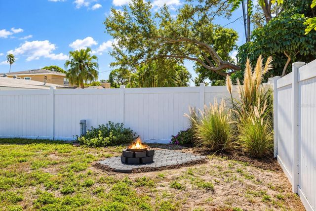 4223 NARVAREZ WAY S, St Petersburg, FL 33712