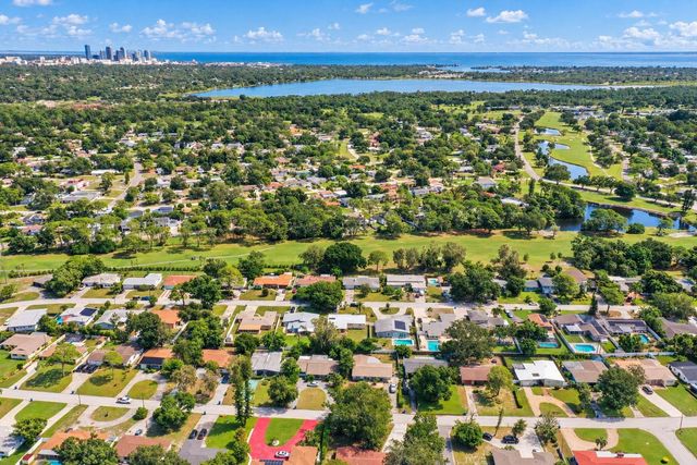 4223 NARVAREZ WAY S, St Petersburg, FL 33712