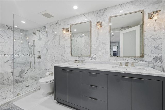 100 Lincoln Road 747, Miami Beach, FL 33139