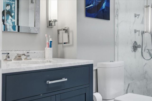 100 Lincoln Road 747, Miami Beach, FL 33139