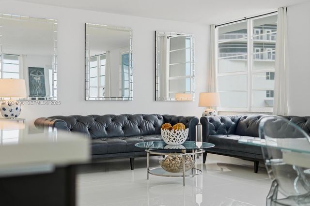 100 Lincoln Road 747, Miami Beach, FL 33139