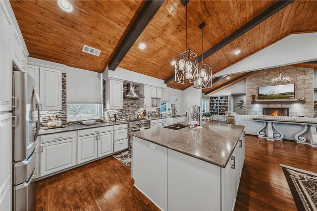 8030 La Croix Road, Decatur, AR 72722