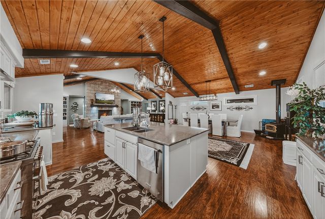 8030 La Croix Road, Decatur, AR 72722