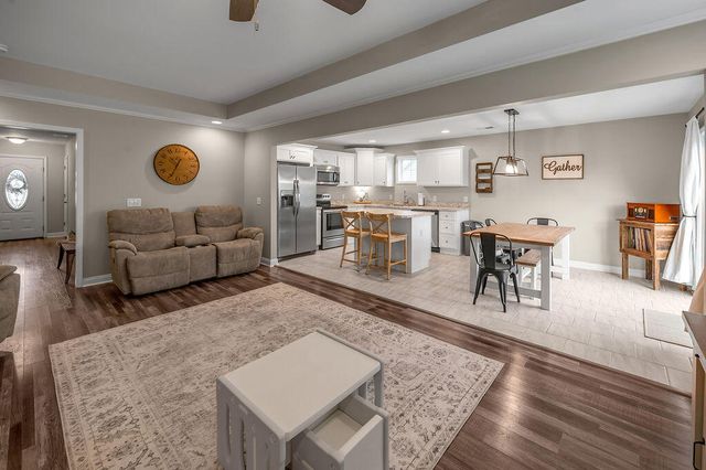 2020 Thorntree Lane, Lawrenceburg, KY 40342