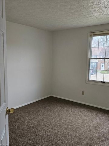 1337 Vanasse CT, Hampton, VA 23666