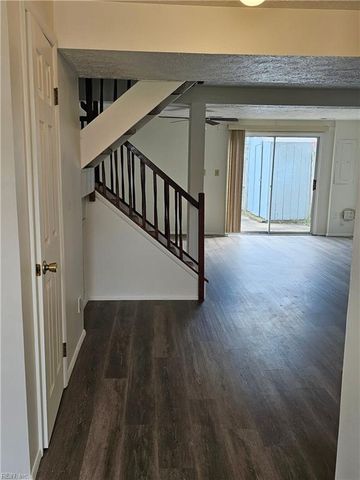 1337 Vanasse CT, Hampton, VA 23666
