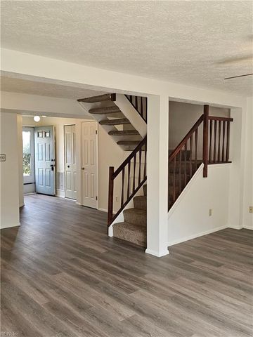 1337 Vanasse CT, Hampton, VA 23666