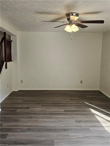 1337 Vanasse CT, Hampton, VA 23666
