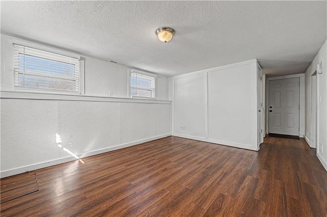 305 Maple Terrace, Wellsville, KS 66092