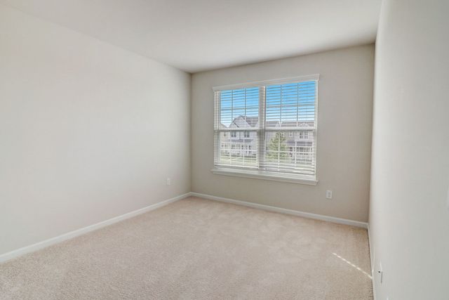 702 Station Boulevard, Elburn, IL 60119