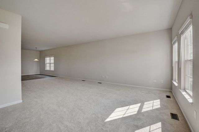 702 Station Boulevard, Elburn, IL 60119