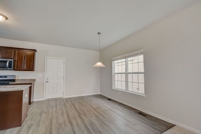 702 Station Boulevard, Elburn, IL 60119