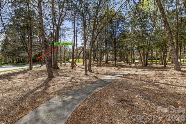 12615 Burr Oak Lane, Charlotte, NC 28278