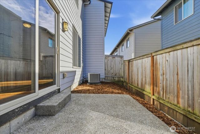 1425 NE 83rd Drive, Vancouver, WA 98665