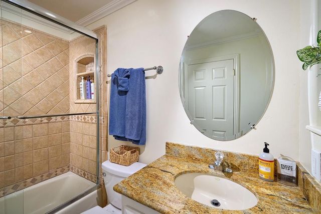 1123 S Pacific Street, Oceanside, CA 92054