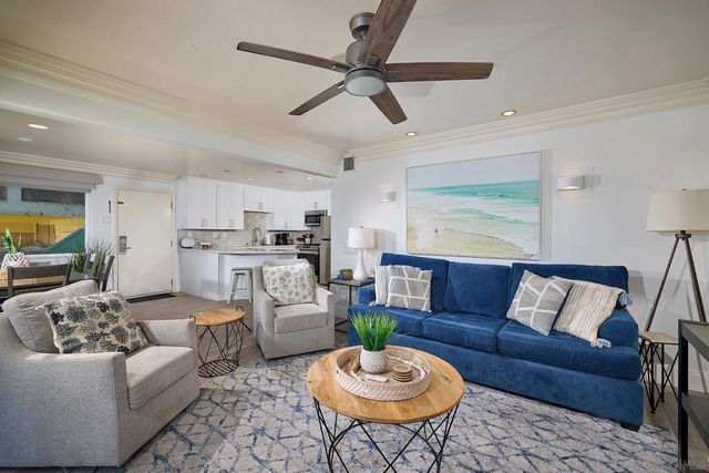 1123 S Pacific Street, Oceanside, CA 92054