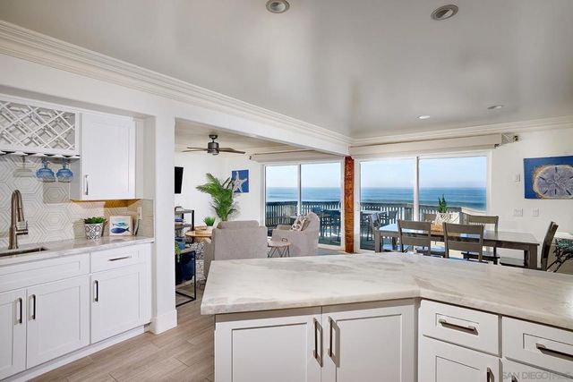 1123 S Pacific Street, Oceanside, CA 92054