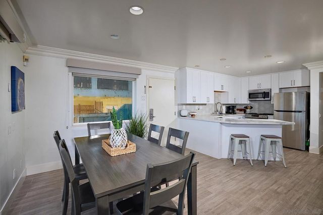 1123 S Pacific Street, Oceanside, CA 92054