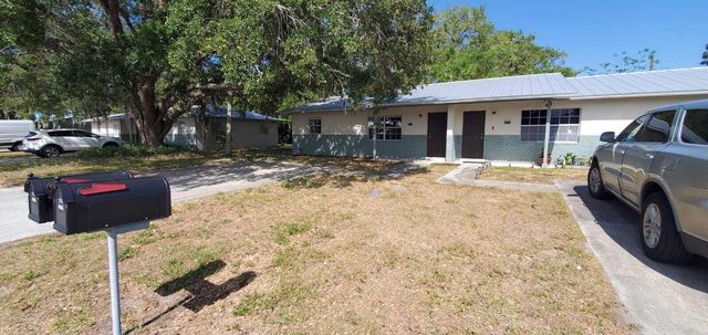 2578 Seneca Avenue, Fort Pierce, FL 34946