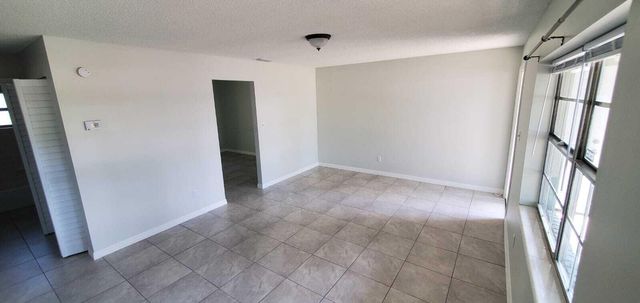 2578 Seneca Avenue, Fort Pierce, FL 34946
