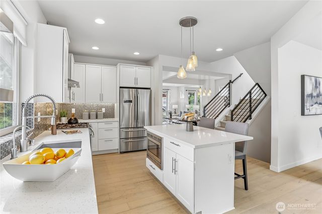 8312 120th Avenue NE, Kirkland, WA 98033