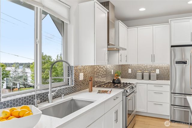 8312 120th Avenue NE, Kirkland, WA 98033