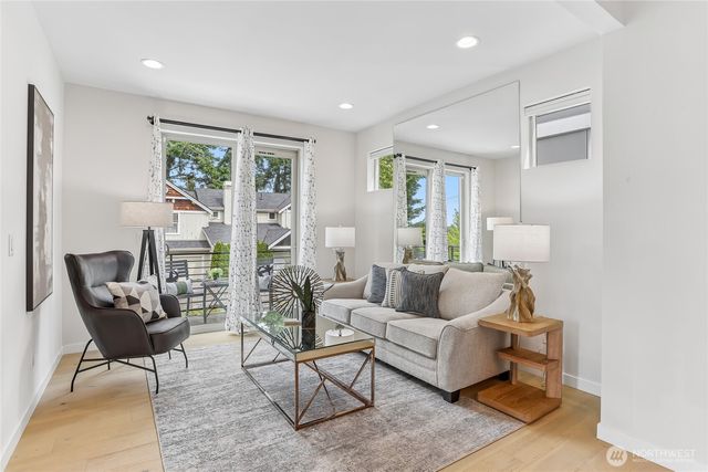 8312 120th Avenue NE, Kirkland, WA 98033