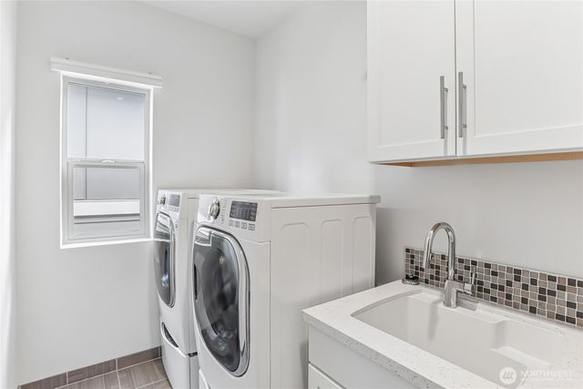 8312 120th Avenue NE, Kirkland, WA 98033